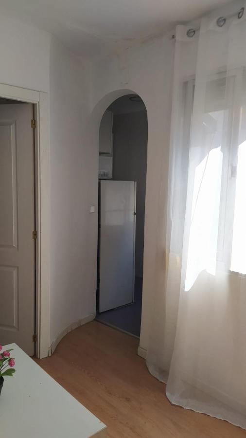 Apartamento En C. Maria Luisa 2 Dormitorios 마드리드 외부 사진